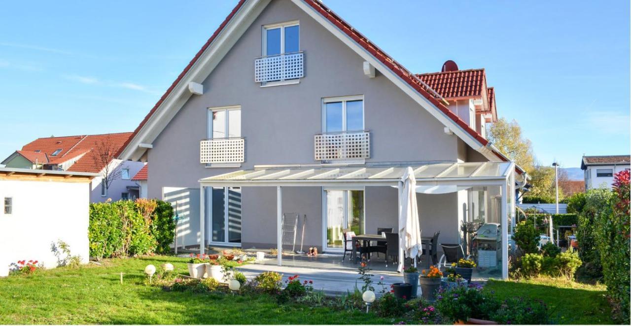 Grosses Apartment Mit Kueche U Terrasse In Freiburg Buitenkant foto